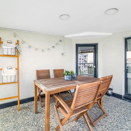 Exclusive Apartment Studentski Grad Sofia Exterior foto