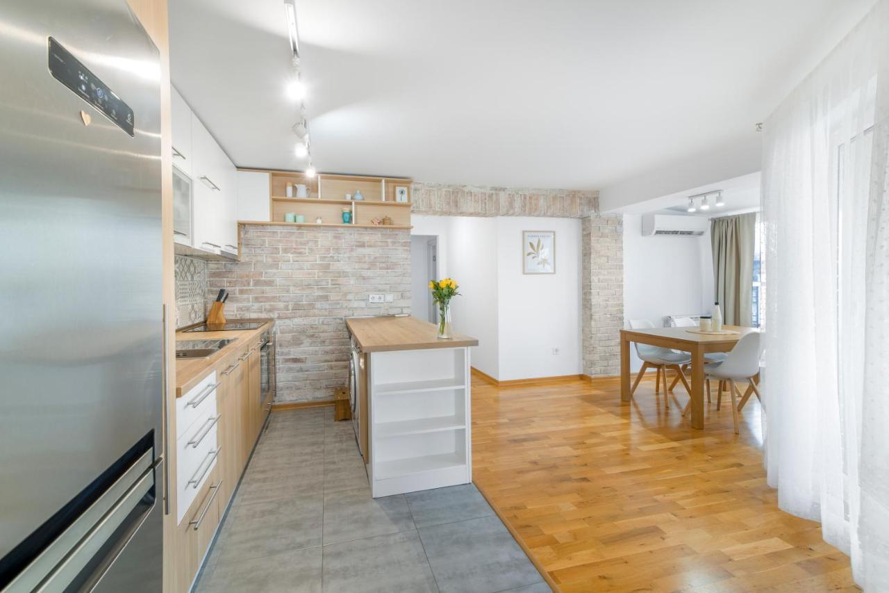 Exclusive Apartment Studentski Grad Sofia Exterior foto