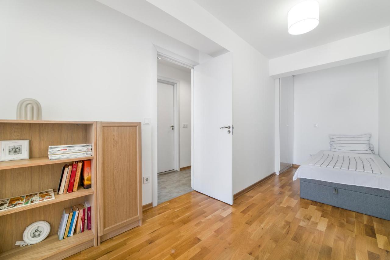 Exclusive Apartment Studentski Grad Sofia Exterior foto
